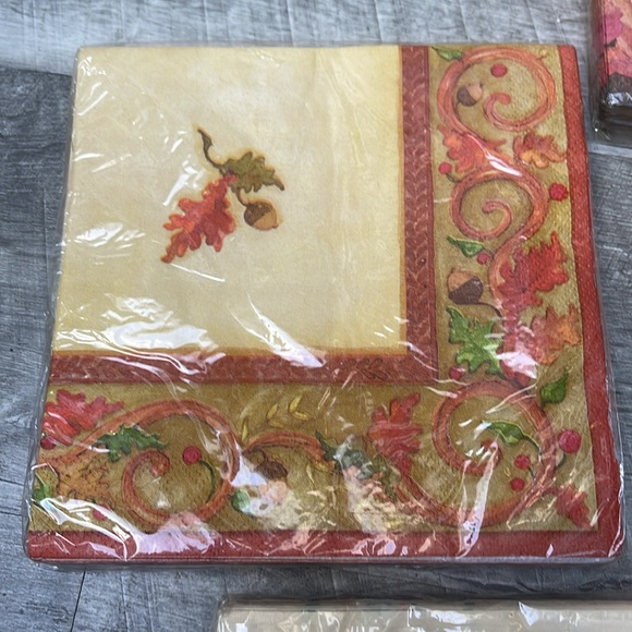 NWT Thanksgiving Paper Goods Bundle - Picture 6 of 16